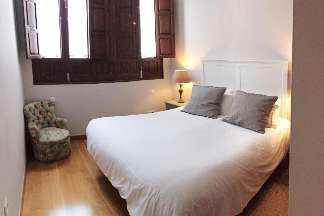 19Th Century Sevillian Apartment Sevilla Dış mekan fotoğraf